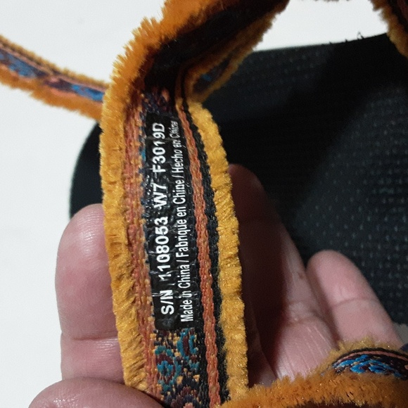 TEVA W7 Black and Orange Strappy Sandals - Picture 9 of 9